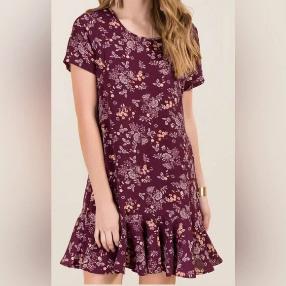 burgundy floral dress short Women Blue & White Floral Printed Square Neck Puff Sleeves Ruffled Bodycon  Midi Dress main image 0